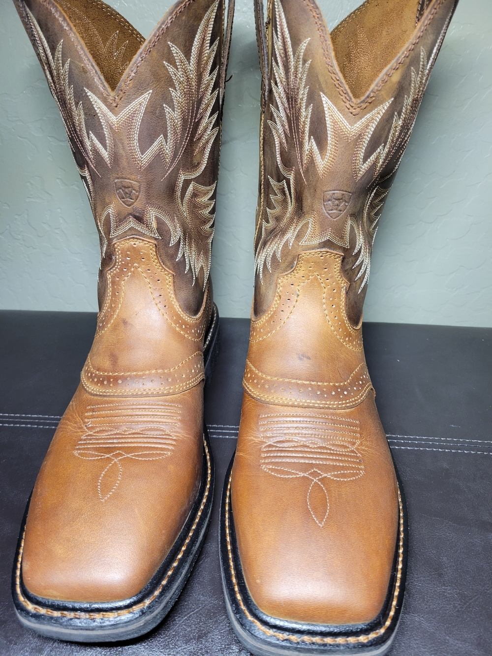 Ariat Men's WorkHog Pull-On Leather Work Boots – Size 11.5 D – ASTM Safety Rated